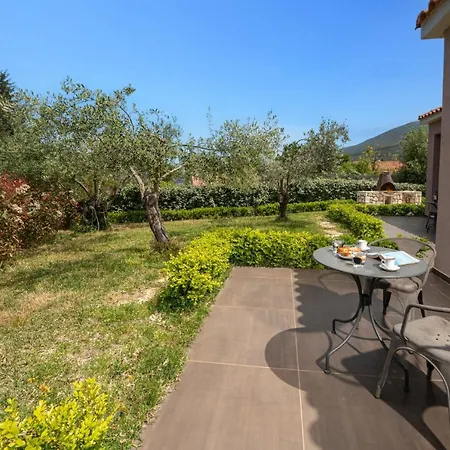 Вилла Ambrosia Sami By Каравомилос